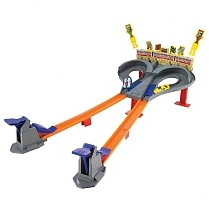 Картинка Hot Wheels Игровой набор "Супер скоростная гонка" от магазина gnom.land