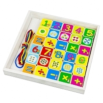 Картинка Aalatoys Шнуровка-бусы ТРИ КОТА Цифры от магазина gnom.land