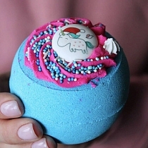 Картинка Leosilverhome Бомбочка для ванны «Пони тайм», 220 г от магазина gnom.land