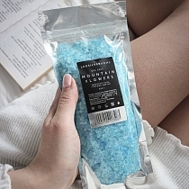 Картинка Leosilverhome Морская соль для ванны «Горные цветы», 350 г от магазина gnom.land